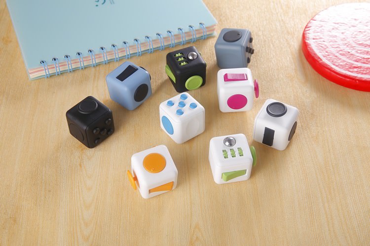 24949 - Антистрессовая игрушка для неспокойных рук Fidget cube