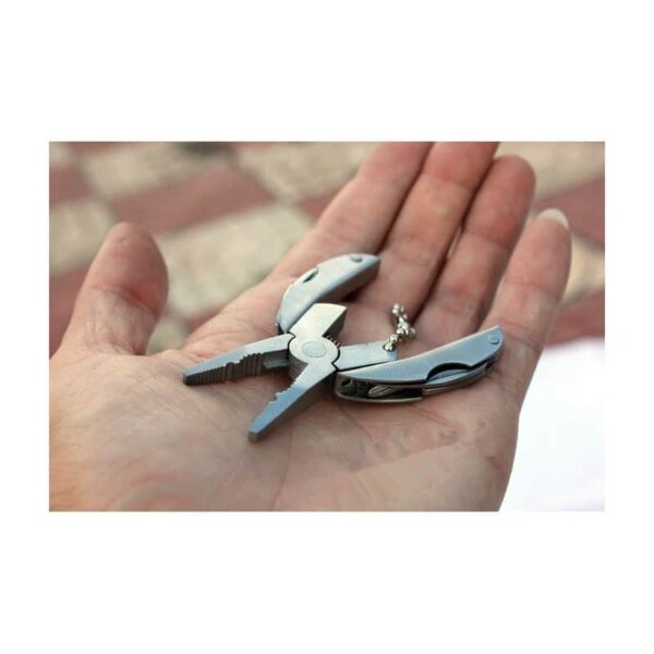30284 - Многофункциональные плоскогубцы-брелок: нож, напильник, крестовая и плоская отвертки